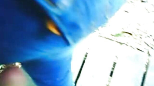 ಮೆಚ್ಚಿನ :  ಶ್ಯಾಮಲೆ ಬೇಬ್ ತನ್ನ ಮೊಣಕಾಲುಗಳ ಮೇಲೆ ಸಿಗುತ್ತದೆ ಪೂರ್ಣ ಎಚ್ಡಿಯಲ್ಲಿ ಮಾದಕ ಚಲನಚಿತ್ರ ವಯಸ್ಕರ ಚಲನಚಿತ್ರಗಳು 